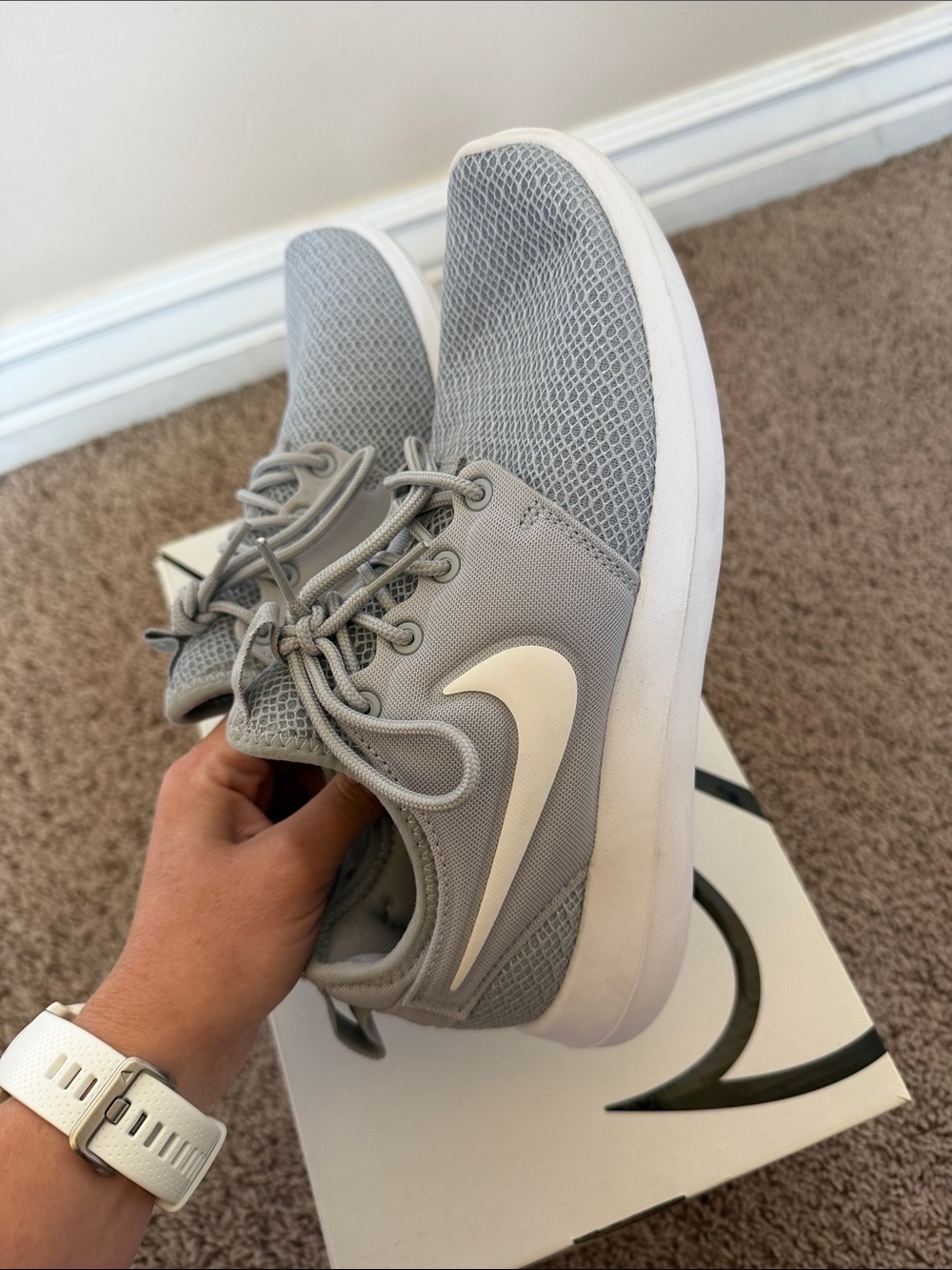 Nike Women’s Casual Running Shoes - Grey & White - Picture 3 of 3